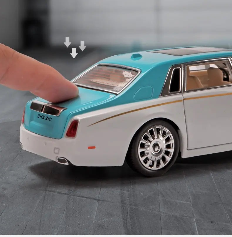 1:24 Rolls Royce Phantom Mansory Alloy Car Diecast & Leluajoneuvo