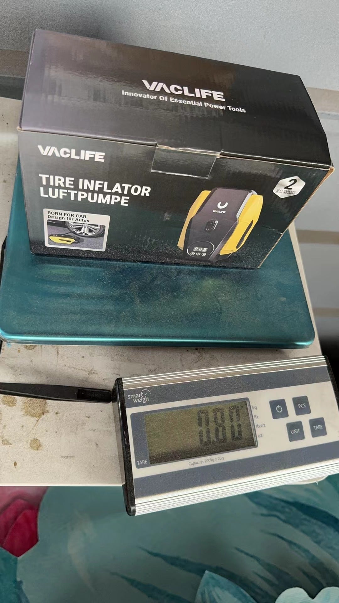 Kannettava rengaspumppu – ilmakompressori auton renkaille (enintään 50 PSI), 12V DC pumppu pyörille (enintään 150 PSI) + LED-valo