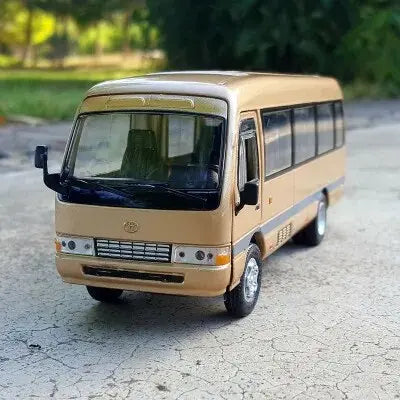 1:32 Toyota Coaster Bussi Seosauto - Diecast Malliauto