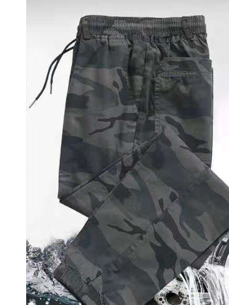 Poltteenestävät sotilashenkiset hengittävät arkihousut