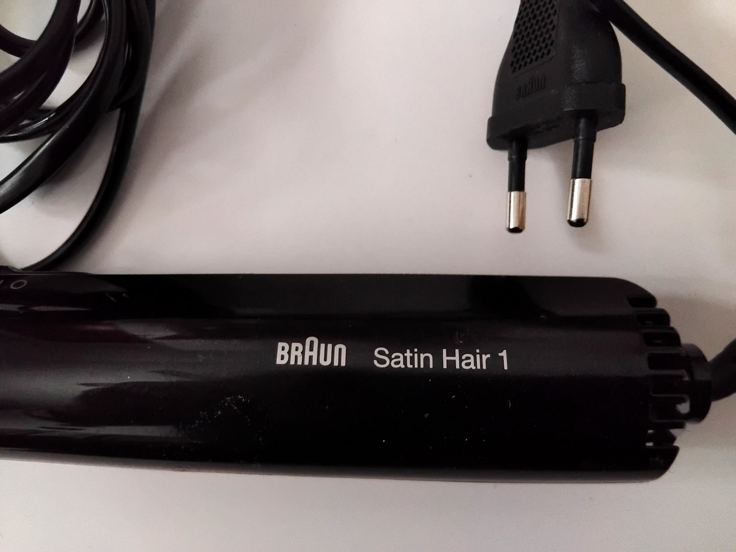 Braun Satin hair 1 hiuskiharrin