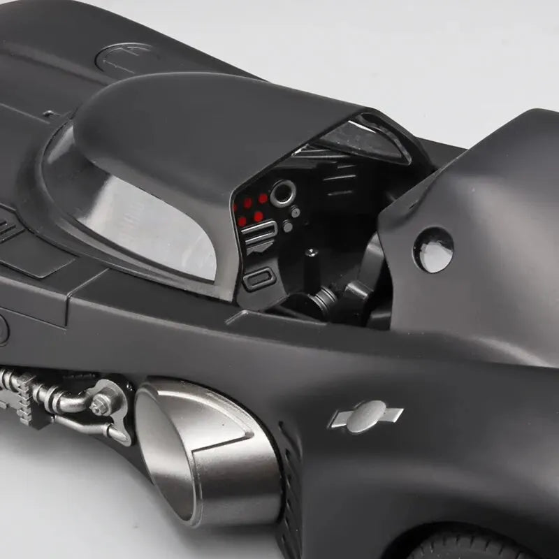 1:18 1989 Batmobile painevalettu auto Batman-figuurilla, musta