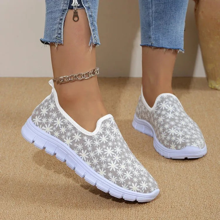 Printtikuvioiset pyöreäkärkiset slip-on-kengät